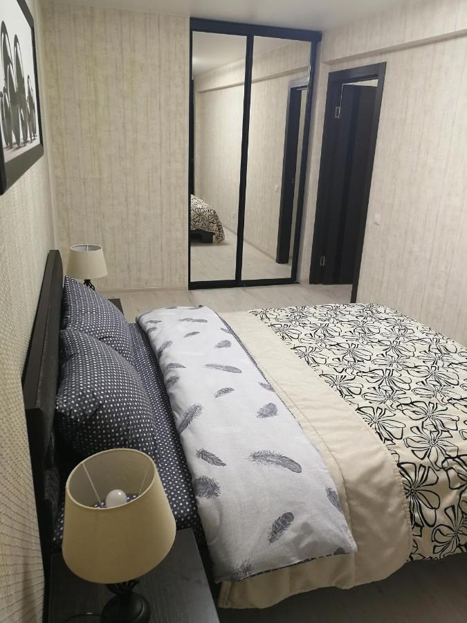 Dilera Apartments On Moskovsky Prospekt 8 วีเต็บส์ ภายนอก รูปภาพ
