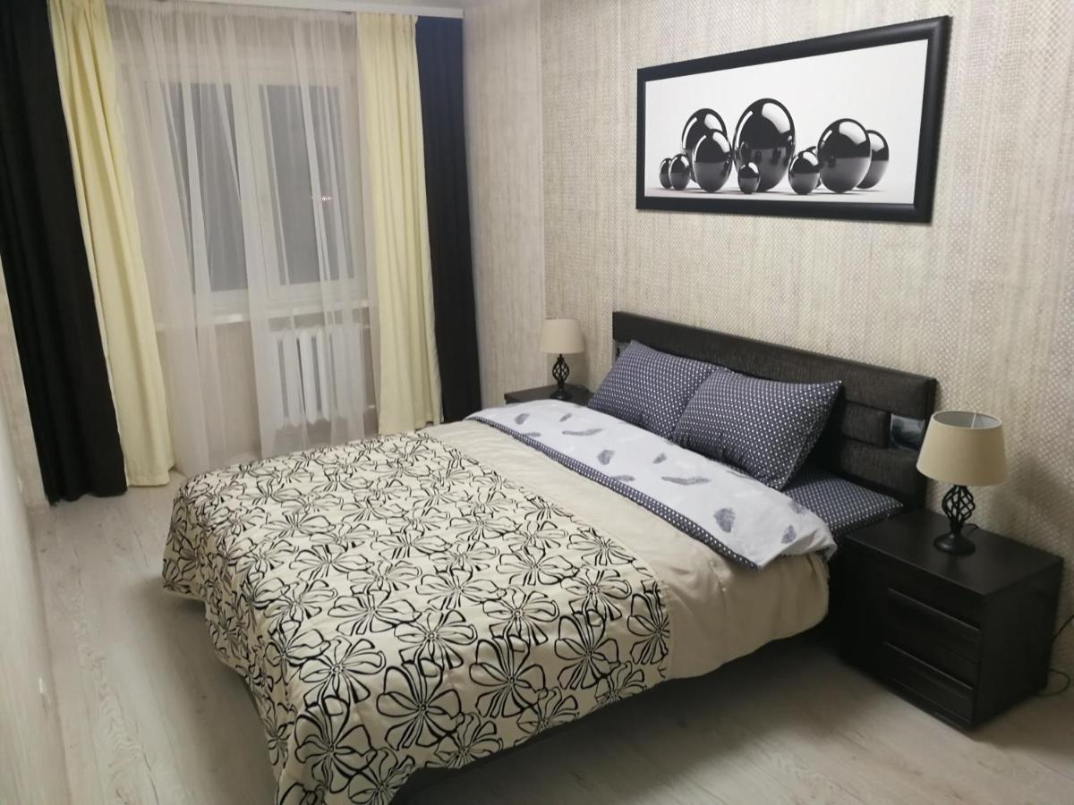 Dilera Apartments On Moskovsky Prospekt 8 วีเต็บส์ ภายนอก รูปภาพ